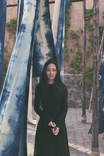 国民女神郭碧婷浪漫优雅写真图片 长发飘逸安静如初第0张
