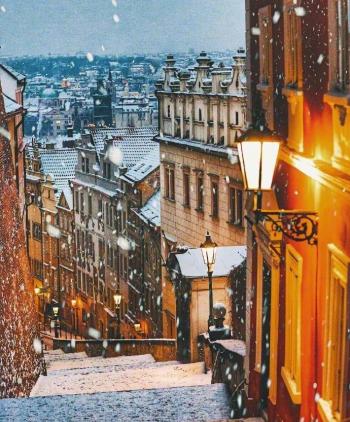 冯若绮清新雪景写真图片第5张