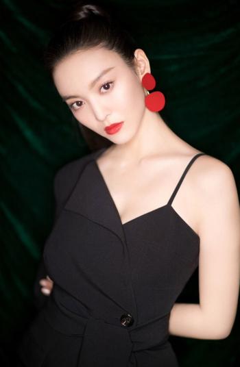 尤靖茹图片 _ 第(4)张