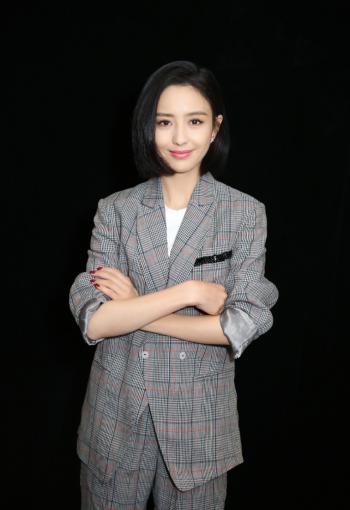 高清中国内地新疆伊犁影视女演员佟丽娅超A性感高清桌面壁纸第1张