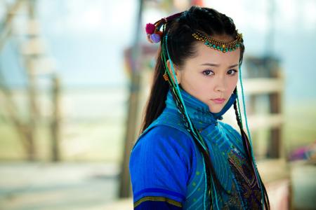 邓莎粉色毛衣恬静美艳写真图片  邓莎图片第0张