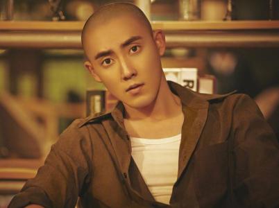 光头男图片 _ 第(1)张
