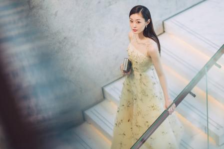 乔欣清新温婉薄纱裙活动照图片第5张