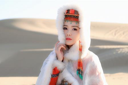 汤晶媚图片 _ 第(1)张