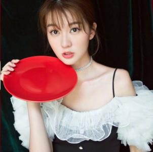 高清中国内地黑龙江省哈尔滨女演员乔欣清爽率性写真图片桌面壁纸第0张