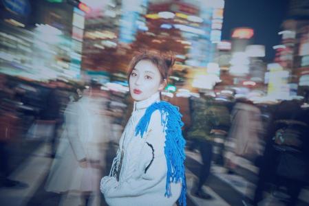 袁姗姗毛衣皮裤机场气质写真图片第3张