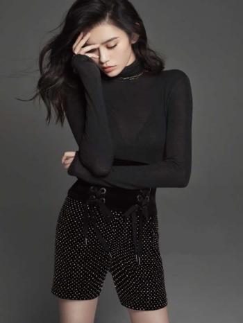 大陆女明星电脑pc端气质美女超模黑丝美腿短裙高跟鞋私房性感写真第0张