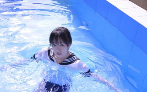高清中国内地云南保山女演员杨蓉性感迷人写真图片桌面壁纸第0张