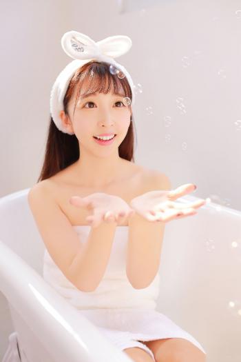 亚洲嫩模图片 _ 第(4)张