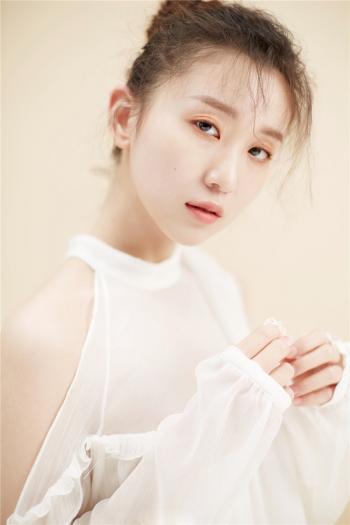 女星周茉图片 _ 第(4)张