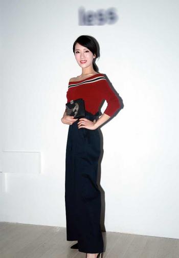 李念图片   李念率性干练写真图片第6张