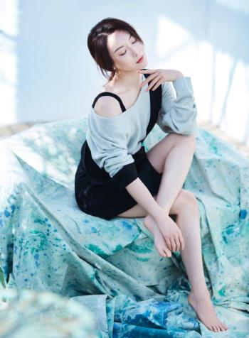 中国影视湖北黄石女演员性感红唇陈数彰显高贵冷艳第5张