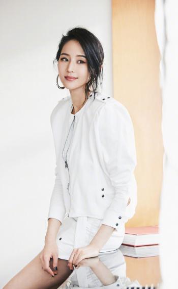 高清中国台湾影视女演员张钧甯优雅迷人写真图片桌面壁纸第3张
