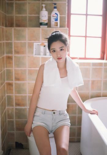 美女热裤图片 _ 第(8)张