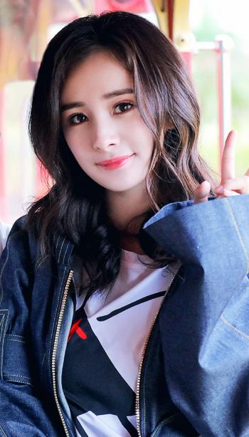 中国内地北京影视女演员杨幂成熟性感写真图片桌面壁纸第1张