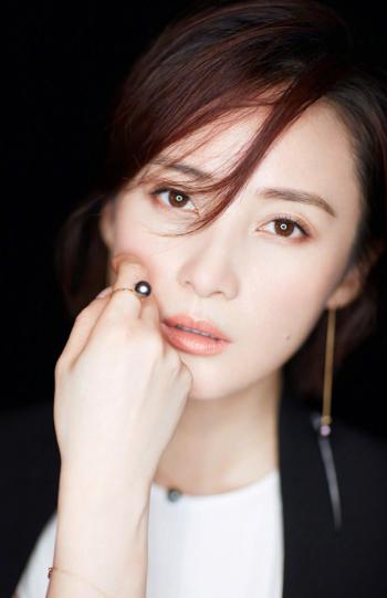 蒋勤勤图片 _ 第(4)张