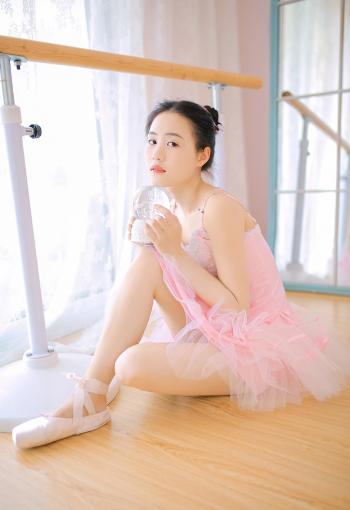 艺校美女图片 _ 第(9)张