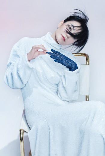 高清北京美女王菲时尚芭莎个性封面大片第5张