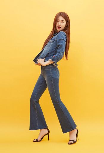 韩国性感美女裴秀智火辣身材魅惑写真图片第4张