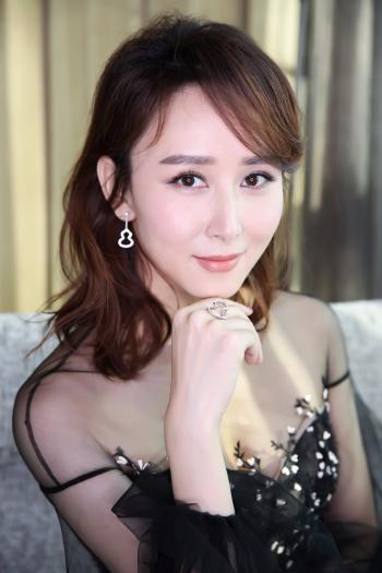 胡静图片 _ 第(3)张