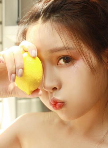 中国影视湖北黄石女演员陈数美艳气质性感黑白写真图片第4张