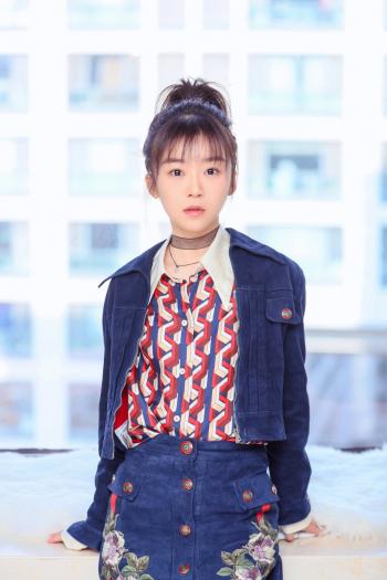 张馨予侠骨柔情古风写真图片第0张