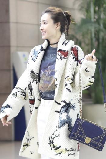 王丽坤悦己杂志封面图片 王丽坤素颜女神性感魅惑图片下载第4张