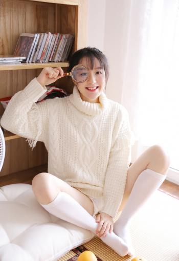 诱人白丝袜美女性感大胆私房撩人美腿写真第3张