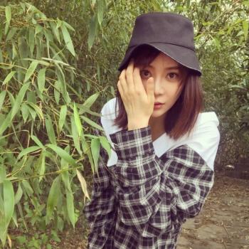 马甲线女王袁姗姗时尚性感写真图片超赞身材第0张