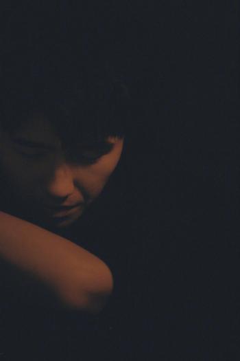 郭碧婷最新深夜时尚街拍写真图片第5张