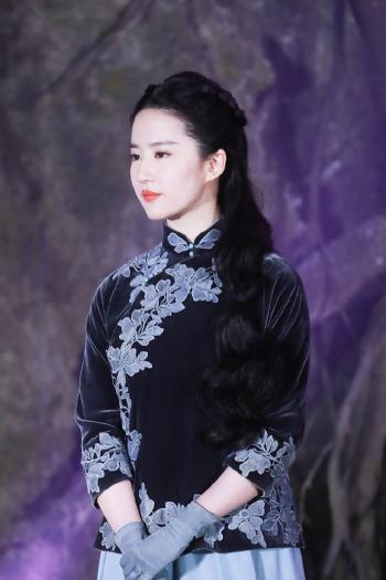 刘亦菲图片 _ 第(1)张