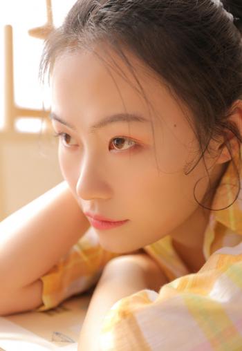 美女热裤图片 _ 第(9)张