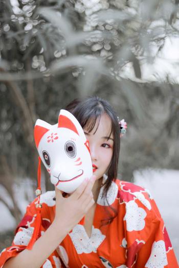和服美女千娇百媚迷人写真图片第3张