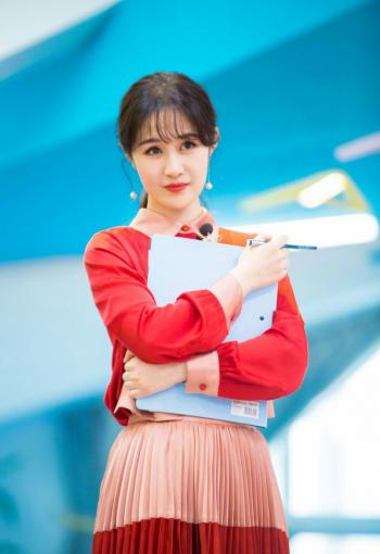 美女梁田图片 _ 第(4)张