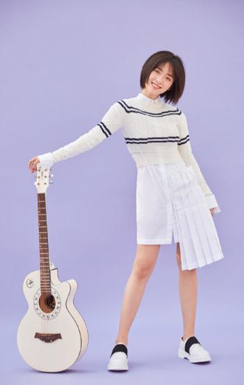 美女沈月图片 _ 第(10)张