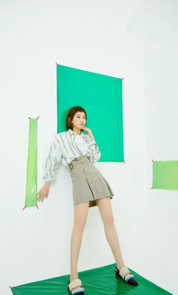 美女苏青图片 _ 第(10)张