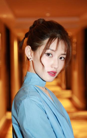 美女苏青图片 _ 第(5)张