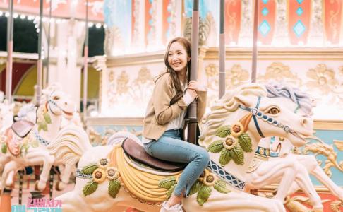 高清首尔特别美女朴敏英知性迷人简约风写真图片第3张