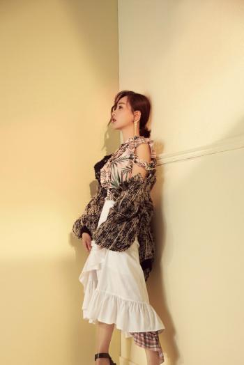 高清中国内地云南保山女演员杨蓉温婉迷人魅力写真大片第1张