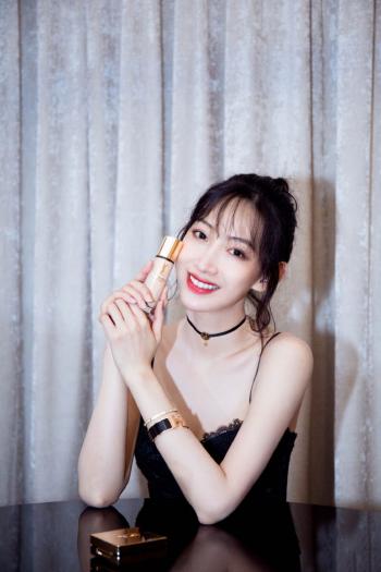 温雅图片 _ 第(1)张