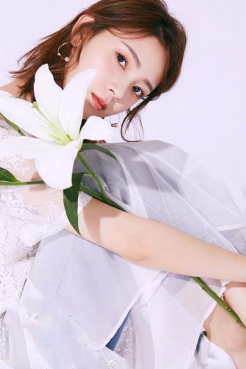 中国内地四川省攀枝花女演员人气演员陈瑶俏皮可爱写真图片第3张
