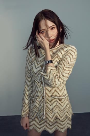 许玮甯图片 _ 第(1)张