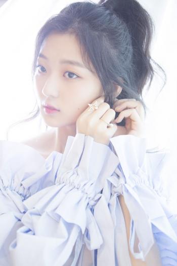 女星孙千第3张