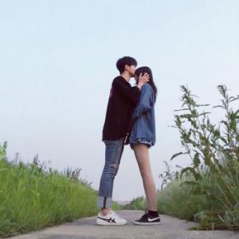 情侣头像一男一女头像图片 个性炫酷头像图片第5张