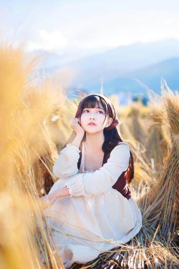 倪妮清新田园风写真图片第6张