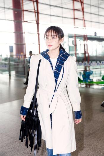 马甲线女王袁姗姗时尚性感写真图片超赞身材第3张