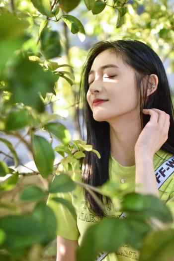 高清上海奉贤美女周洁写真图片第3张