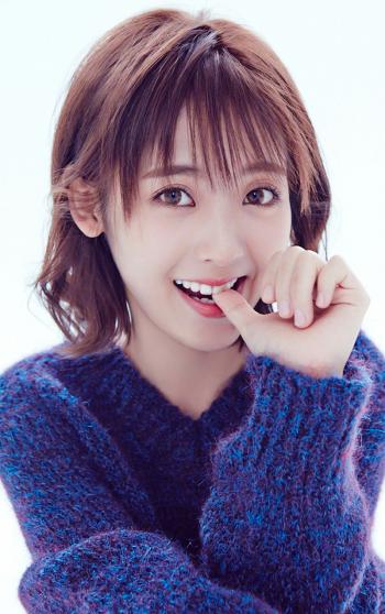 高清中国内地北京朝阳女演员邢菲温婉灵动写真桌面壁纸第1张