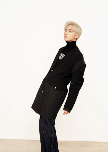 大陆内地男演员李宏毅个性写真图片第1张