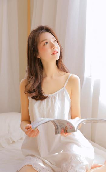 睡裙美女图片 _ 第(4)张